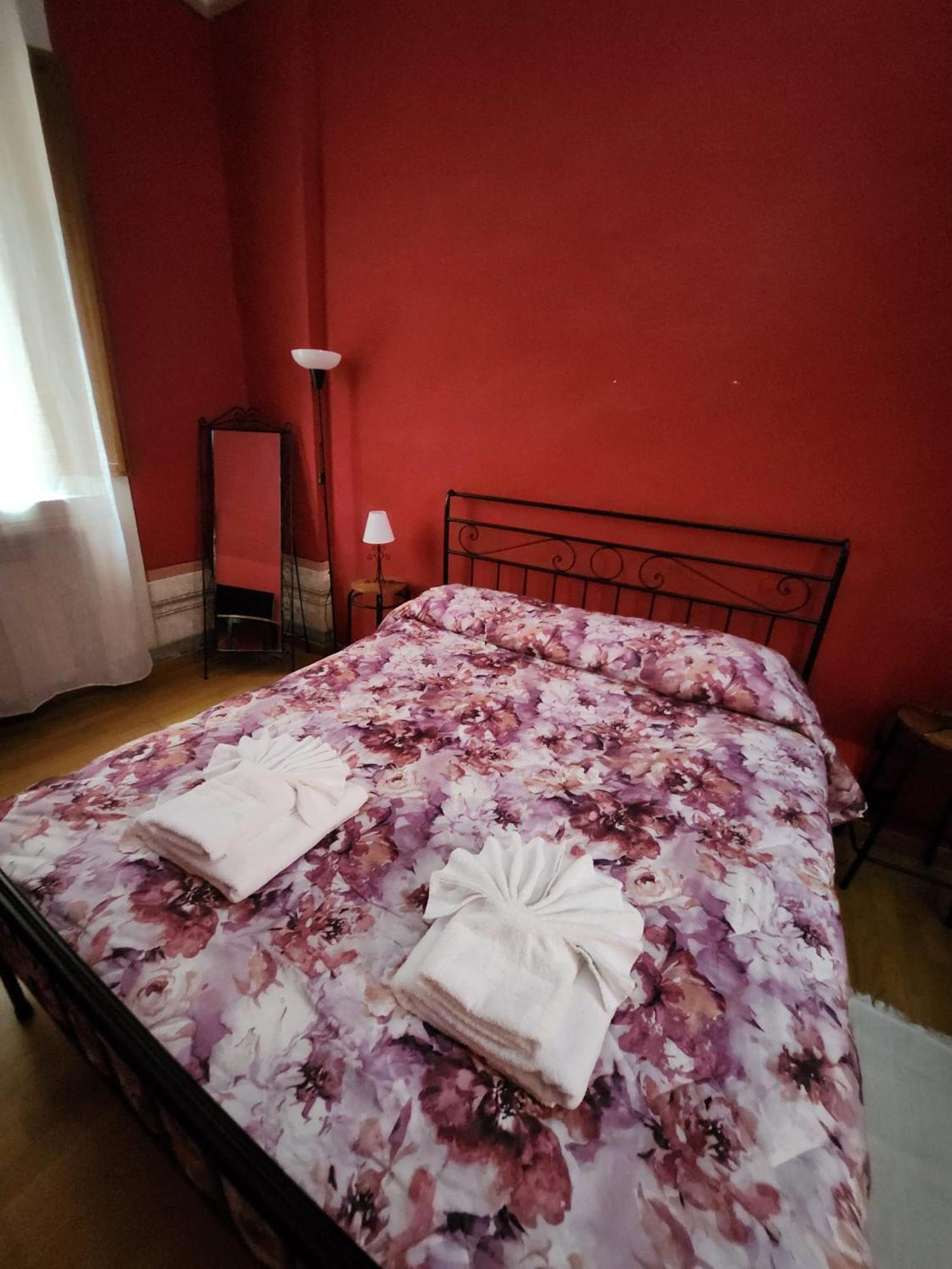 Il Nido Dell'Aquila By Francigenaapartments Siena Bagian luar foto